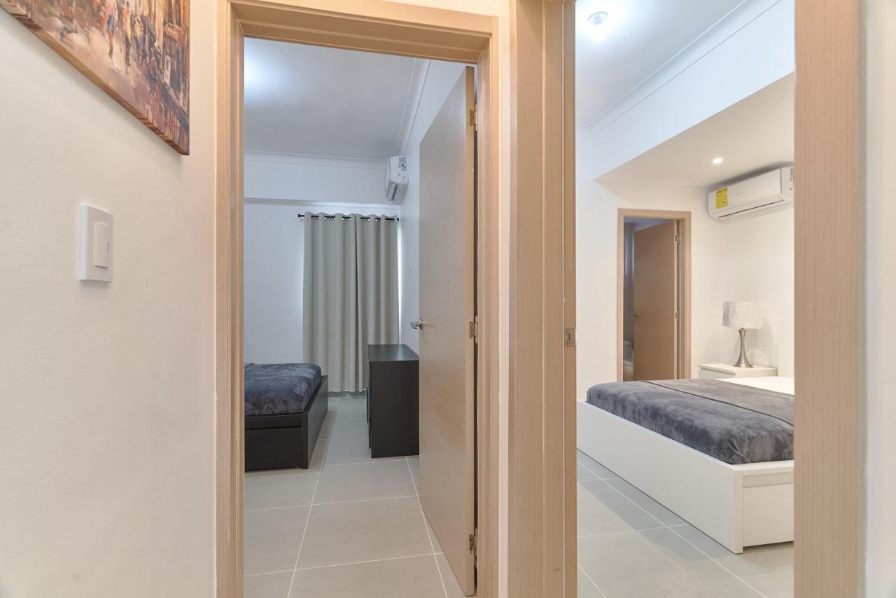 Dom. Rep. Exclusive 2 Bed Apt. Evaristo Morales Santo Domingo Eksteriør billede